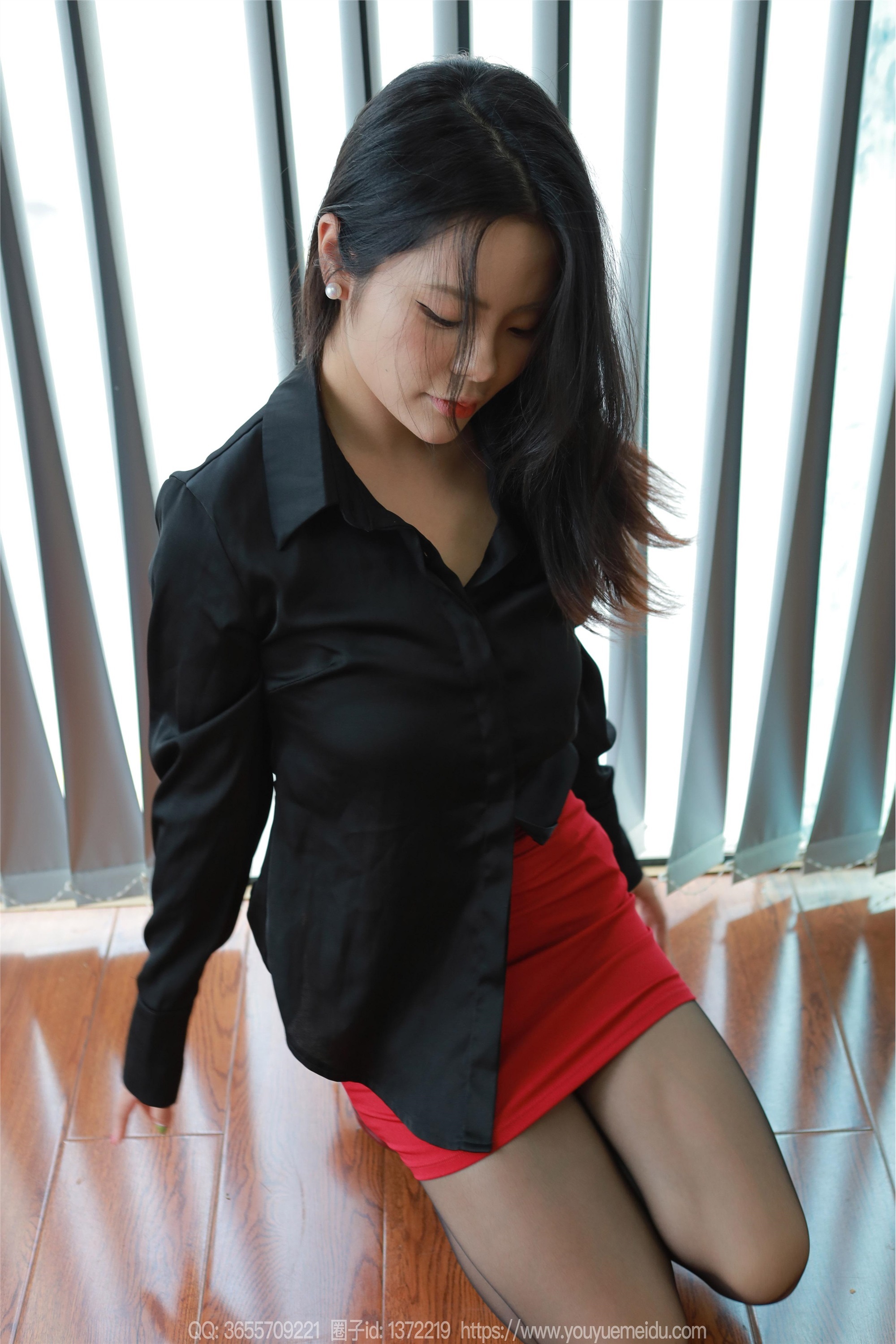 IESS异思趣向  2024.10.10 丝享家 1868 兔兔《黑丝红裙（上）》